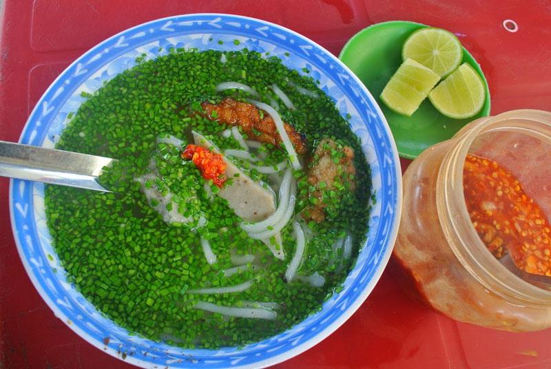 Điểm tâm sáng với món bánh canh hẹ dân dã