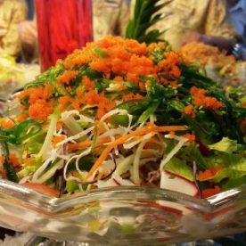 "Ăn cả thế giới salad" để giảm cân với buffet 79K