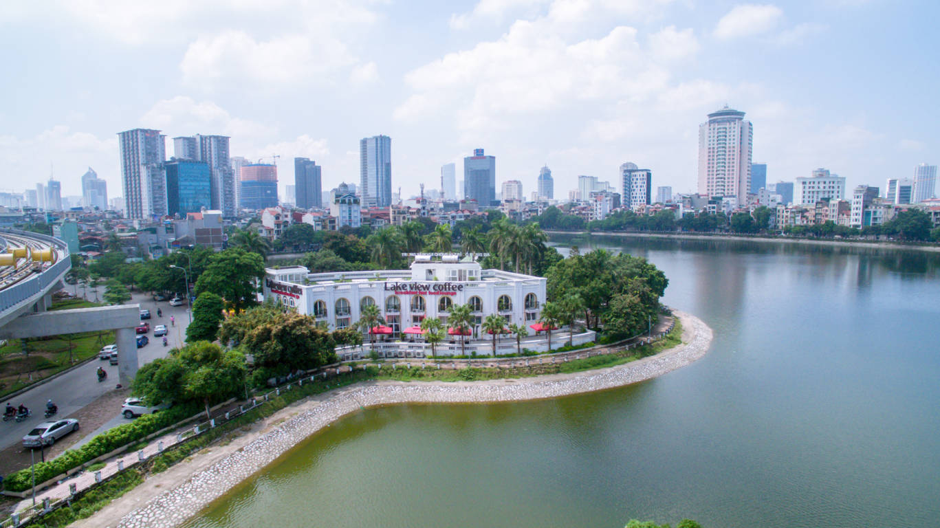 Nhà hàng Lake View Hoàng Cầu