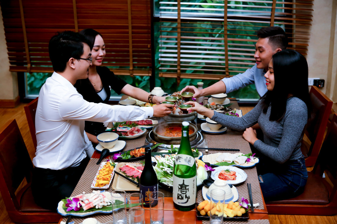 Nhà hàng Sashimi BBQ Garden