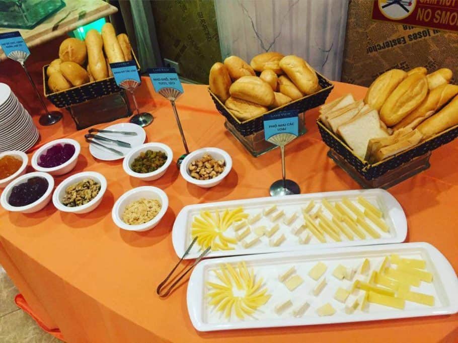 Những nhà hàng buffet và đặt tiệc buffet tốt nhất tại Hà Nội