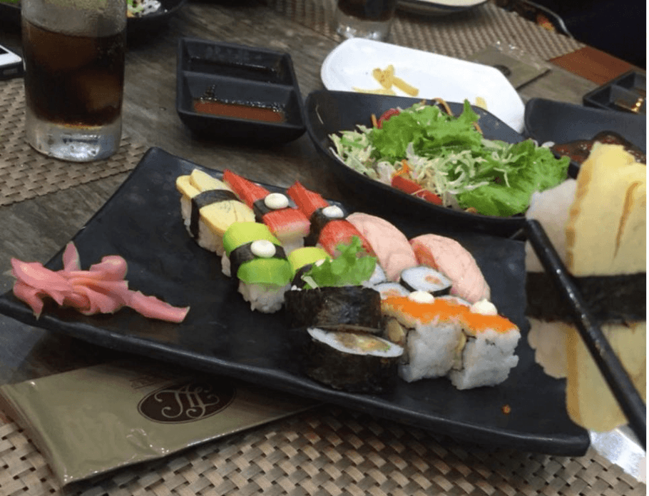 Đánh giá chất lượng buffet lẩu nướng tại Sashimi BBQ Garden