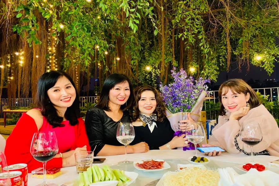 GỢI Ý ĐỊA ĐIỂM LIÊN HOAN, ĐẶT TIỆC NGÀY 8-3 NĂM 2019 3