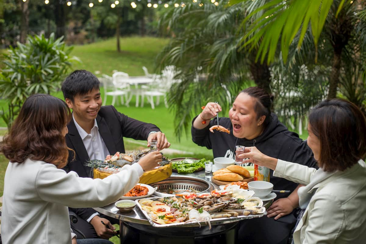 San Hô Đỏ là lựa chọn lý tưởng cho bữa tiệc liên hoan sân vườn của bạn